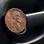 Does Vinegar Kill Weeds? Best Recipes for Vinegar to Kill Weeds