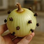 Old-Fashioned Southern Cornbread Dressing – Classic Holiday Favorite