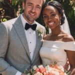 Does eating boiled eggs regularly benefit or harm the liver?