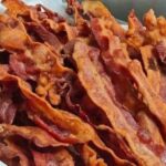 The first thing you notice in this photo says a lot about your personality! Check out the comments to find out more! ⬇